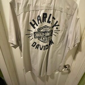 Men’s large Harley Davidson shirt
